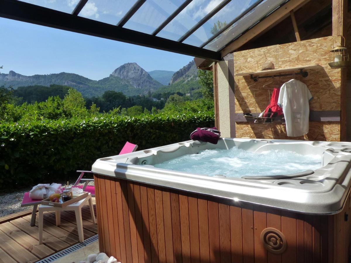 Maison D'Hotes Du Domaine Fournie Tarascon-sur-Ariège Exteriör bild